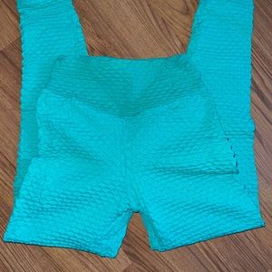 Cellulite Proof Ribbed Booty Scrunch Leggings